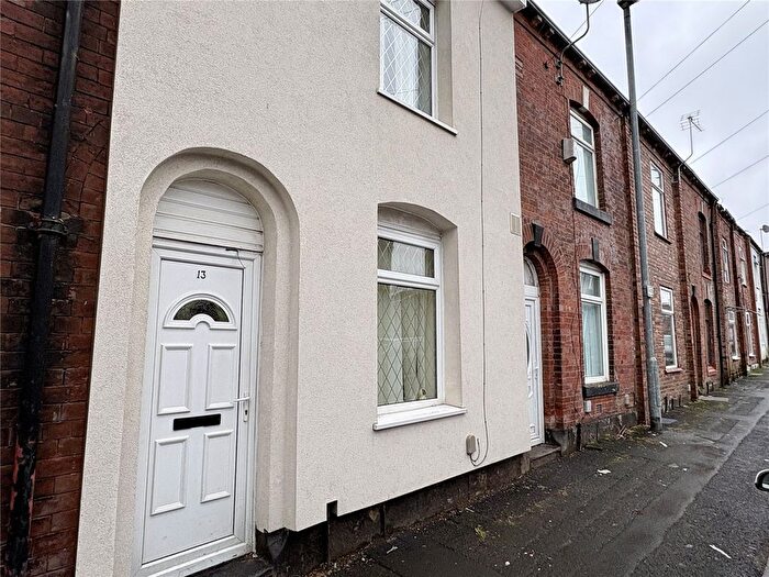 2 Bedroom Terraced House For Sale In Alton Street, Hathershaw, Oldham, OL8