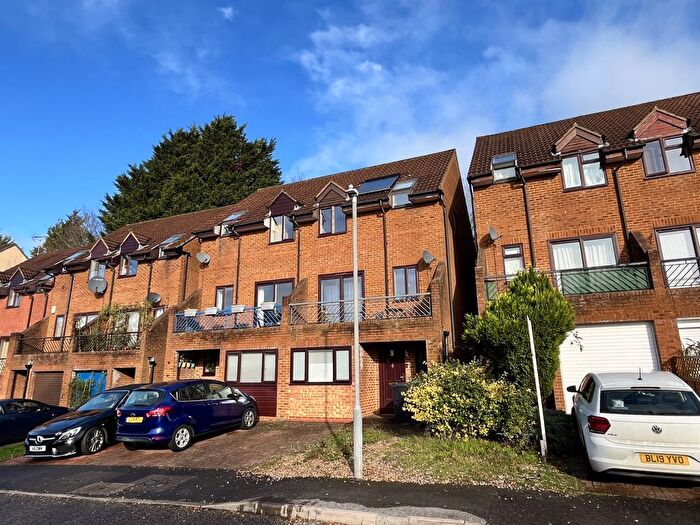 3 Bedroom Semi Detached House For Sale In Mylne Close, High Wycombe, HP13