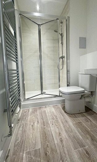 2 Bedroom Flat To Rent In Cherry Orchard, Swanscombe, DA10