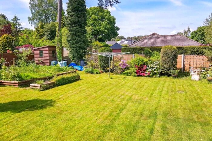 3 Bedroom Bungalow For Sale In Webbs Close, Ashley Heath, BH24