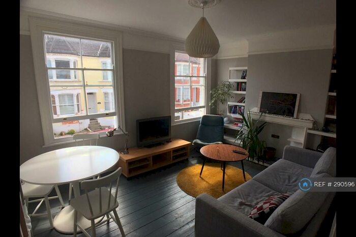 2 Bedroom Flat To Rent In Steele Road, London, N17