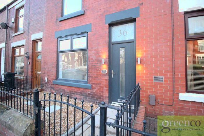 2 Bedroom Terraced House To Rent In Cemetery Road, Bolton, BL2