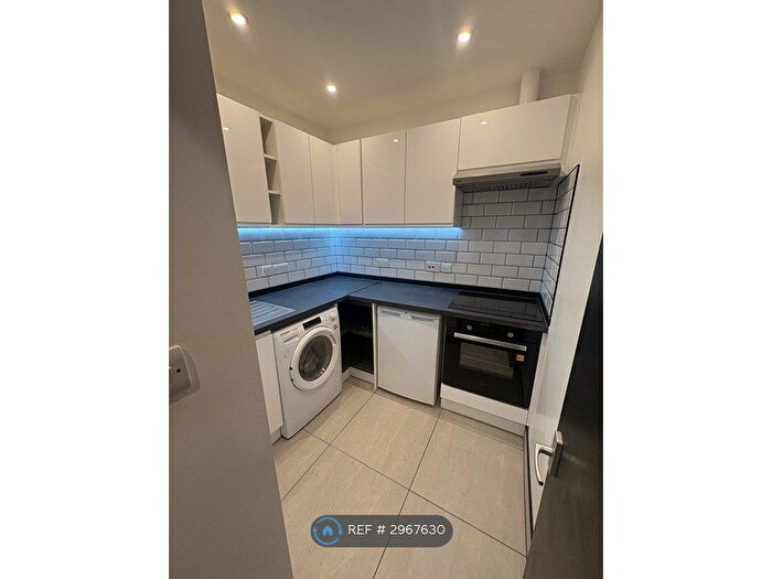 Studio To Rent In Dudden Hill Lane, London, NW10