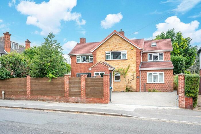 4 Bedroom Detached House To Rent In Presburg Road, New Malden, KT3