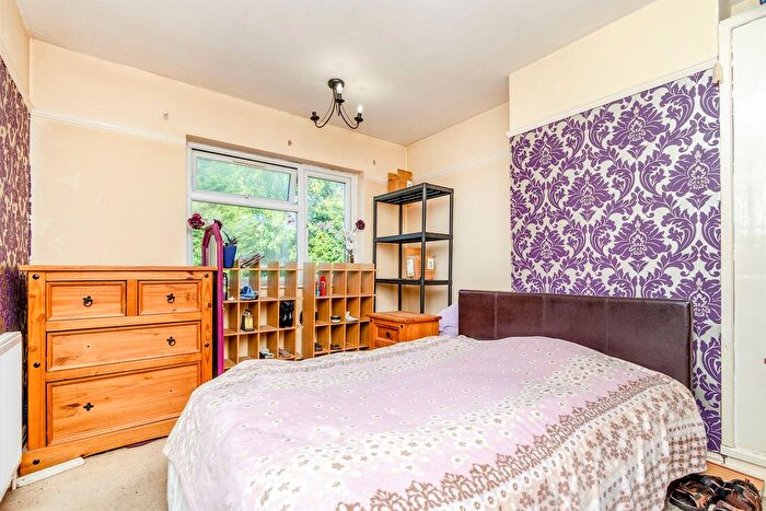 3 Bedroom Semi-detached House For Sale In Rosemary Crescent West, Wolverhampton, WV4