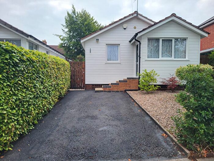 2 Bedroom Bungalow For Sale In Central Avenue, Birmingham, B31