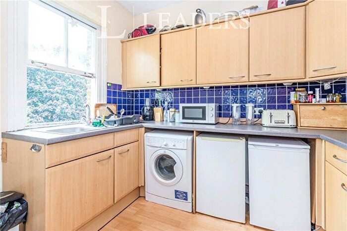 2 Bedroom Apartment For Sale In Surbiton Road, Kingston Upon Thames, Surrey, KT1