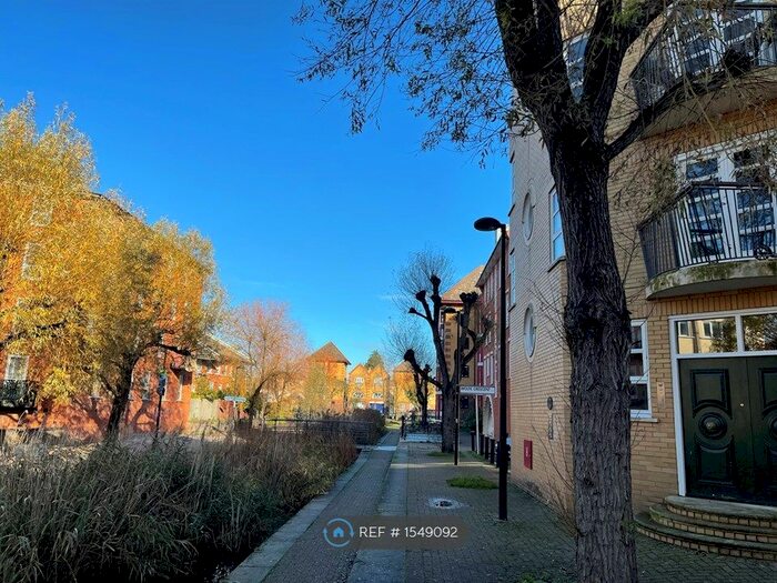 1 Bedroom Flat To Rent In Monkton House, London, SE16