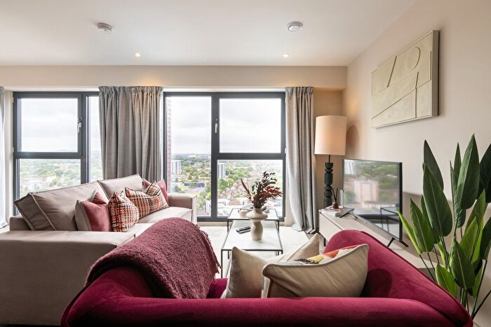 2 Bedroom Flat To Rent In Ryland Street, Birmingham, B15