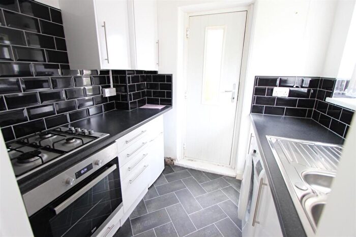 1 Bedroom Flat To Rent In Sunningdale Road, Springwell, Sunderland, SR3