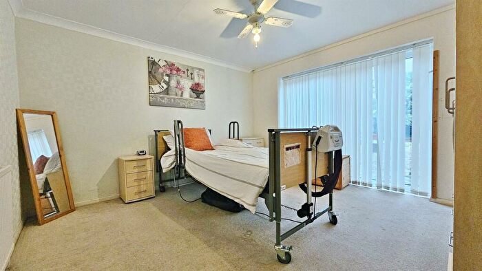 2 Bedroom Detached Bungalow For Sale In Sadlers Close, Kirby Cross, CO13