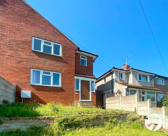 3 Bedroom Semi-Detached House To Rent In Galahad Avenue, Rochester, ME2