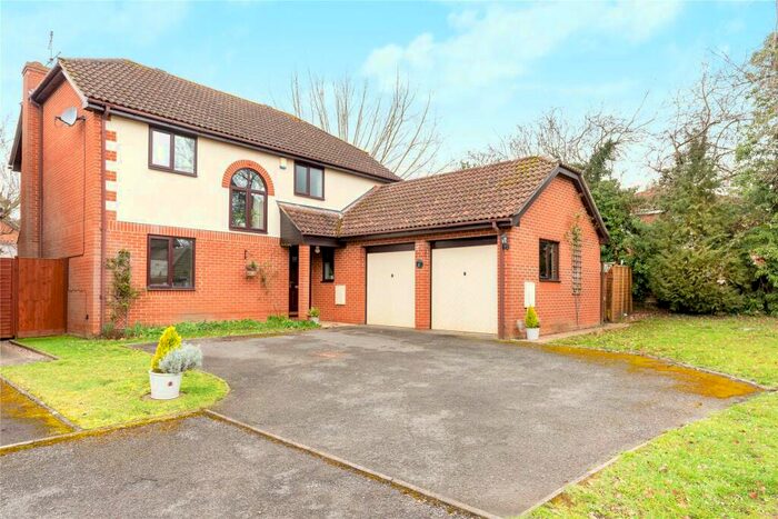 4 Bedroom Detached House To Rent In Hunters Way, Spencers Wood, Berkshire, RG7