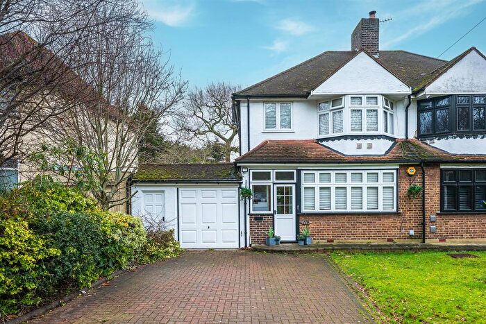 3 Bedroom Semi Detached House For Sale In Crown Woods Way, SE9