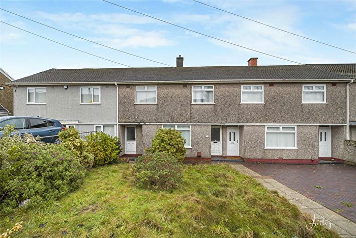 2 Bedroom Terraced House For Sale In Pensalem Road, Penlan, Swansea, SA5