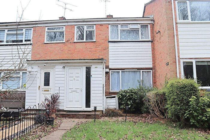 3 Bedroom Terraced House For Sale In Pinewood Park, Farnborough, GU14