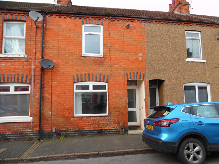 3 Bedroom Terraced House To Rent In Abbey Road, NN4