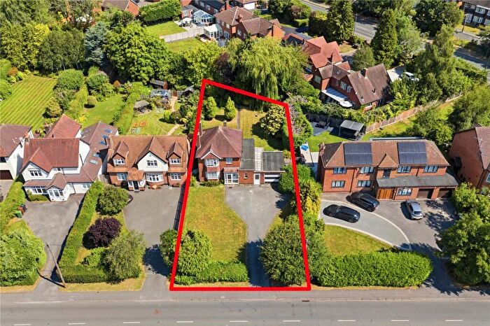 3 Bedroom Detached House For Sale In Alder Lane, Balsall Common, Solihull, West Midlands, CV7