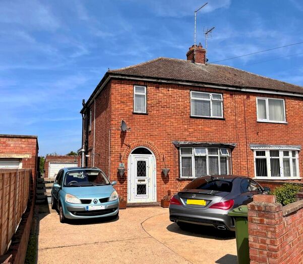 3 Bedroom House To Rent In Andrea Close, Peterborough, PE2