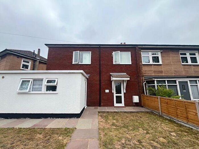 4 Bedroom House To Rent In Cheviot Road, Southampton, SO16