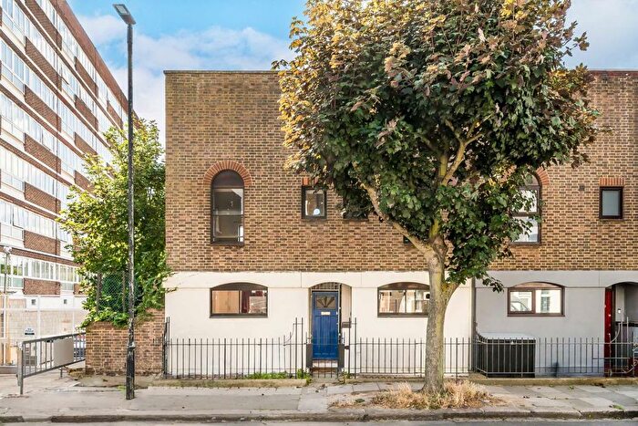 5 Bedroom Terraced House For Sale In Castle Road, Kentish Town, NW1