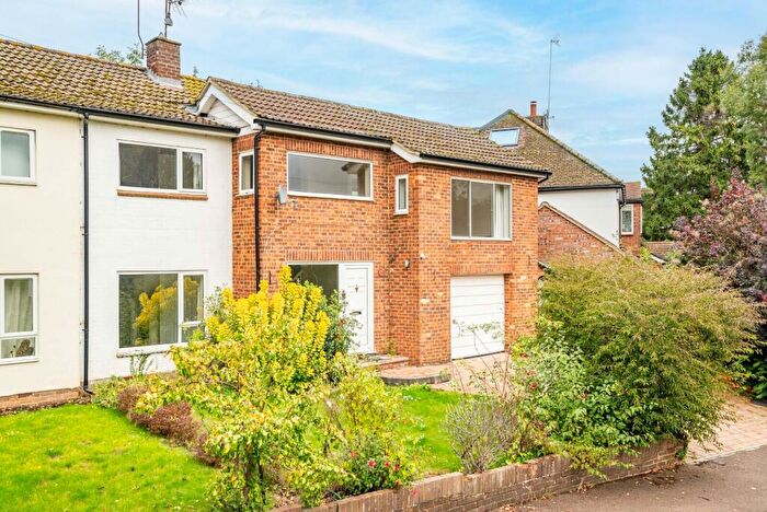 4 Bedroom Semi-Detached House For Sale In Lower Luton Road, Wheathampstead, St. Albans, Hertfordshire, AL4