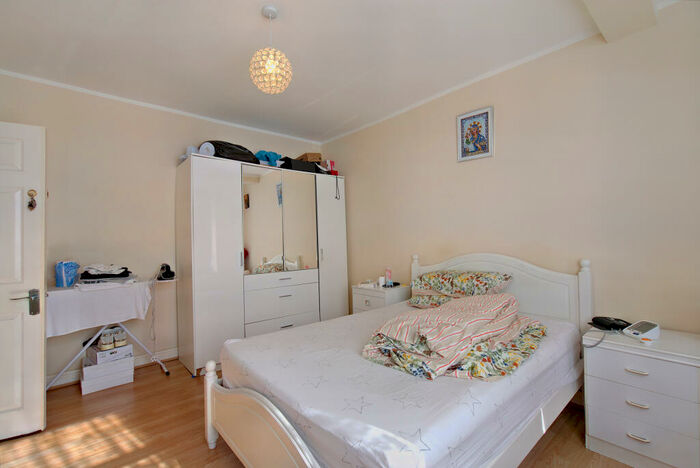 5 Bedroom Terraced House For Sale In Overton Road, London, E10