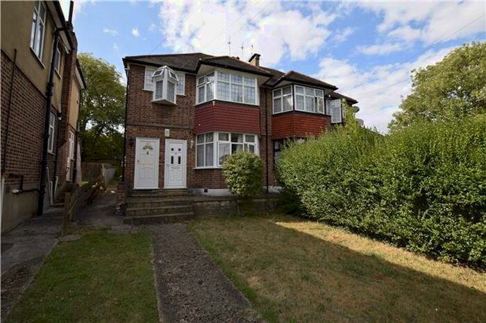 1 Bedroom Flat To Rent In Leith Close, Kingsbury, London, NW9