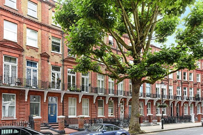 2 Bedroom Flat To Rent In Philbeach Gardens, London, SW5