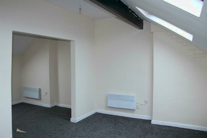 Studio To Rent In Beeches Road, West Bromwich, B70