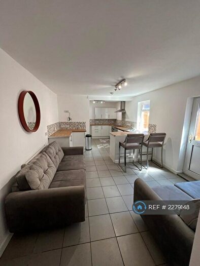 5 Bedroom Terraced House To Rent In Wyeverne Road, Cardiff, CF24