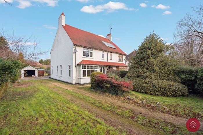 4 Bedroom Semi-Detached House For Sale In West Way, Oxford, OX2