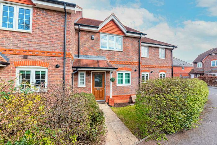 2 Bedroom Terraced House To Rent In Poplar Cottages, Poplar Lane, Winnersh, Wokingham, RG41