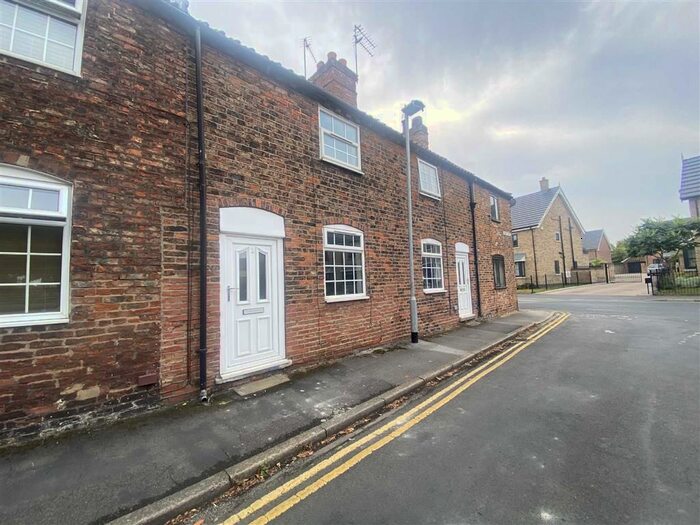 1 Bedroom Terraced House To Rent In Church Street, Anlaby, HU10