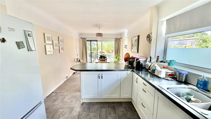 2 Bedroom Apartment For Sale In York Avenue, West Kirby, Wirral, Merseyside, CH48