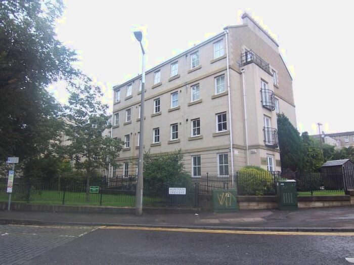 2 Bedroom Flat To Rent In Huntingdon Place, City Centre, Edinburgh EH7