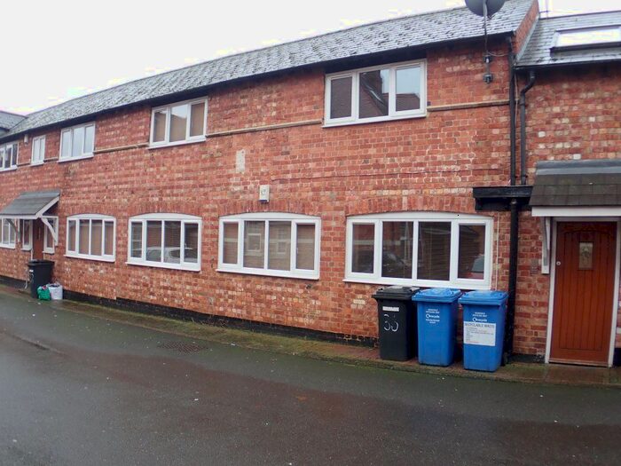 3 Bedroom Property To Rent In Russell Street, Kettering, NN16