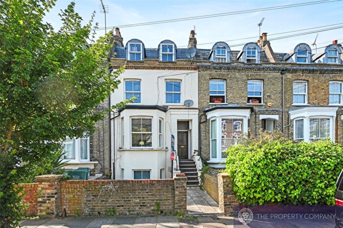 2 Bedroom Apartment To Rent In Sparsholt Road, Ground Floor Flat, London, N19