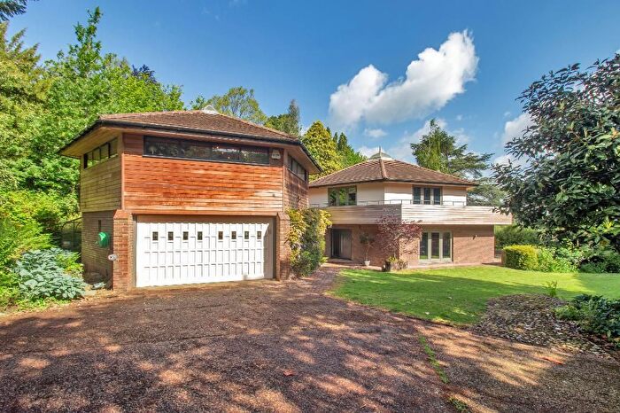 4 Bedroom Detached House For Sale In Oakfield, Hawkhurst, Kent, TN18