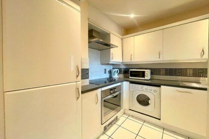 1 Bedroom Flat To Rent In Gerry Raffles Square, London, E15