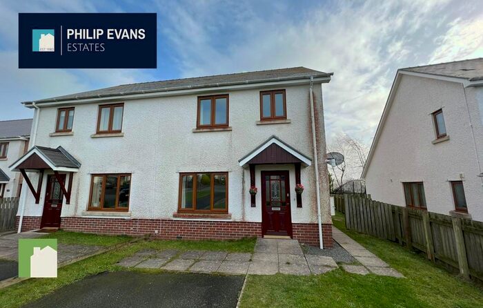 3 Bedroom Semi-Detached House To Rent In Caer Wylan, Aberystwyth, SY23