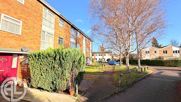3 Bedroom Maisonette For Sale In The Gardens, Baldock, SG7