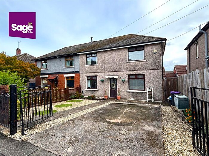 3 Bedroom Semi-Detached House For Sale In Prince Street, Pontypool, NP4