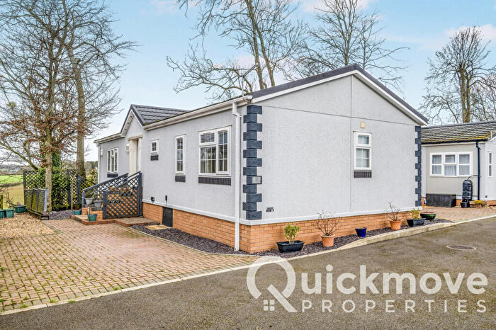 2 Bedroom Park Home For Sale In Bromyard, Herefordshire, HR7