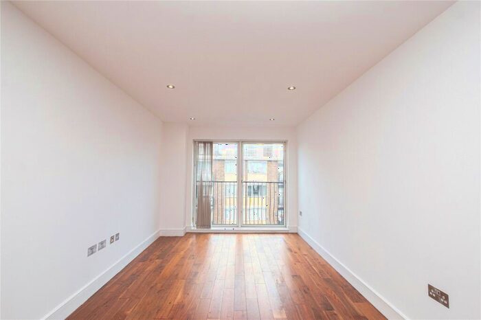 2 Bedroom Apartment To Rent In Ivy House, Nelson Street, Whitechapel, London, E1