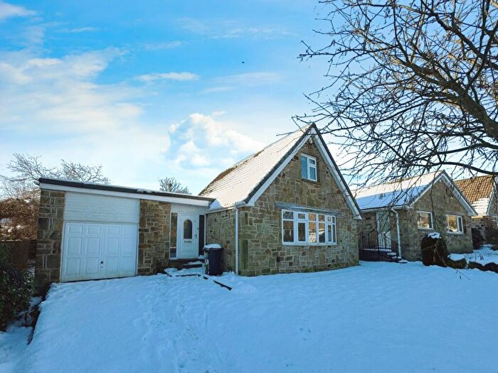3 Bedroom Bungalow To Rent In Westfield Avenue, Meltham, Holmfirth, West Yorkshire, HD9