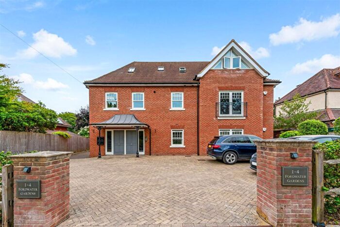 3 Bedroom Apartment For Sale In Fordwater Gardens, Chichester, PO19