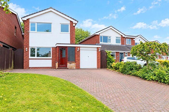 3 Bedroom Detached House To Rent In Swanswell Road, Solihull, West Midlands, B92