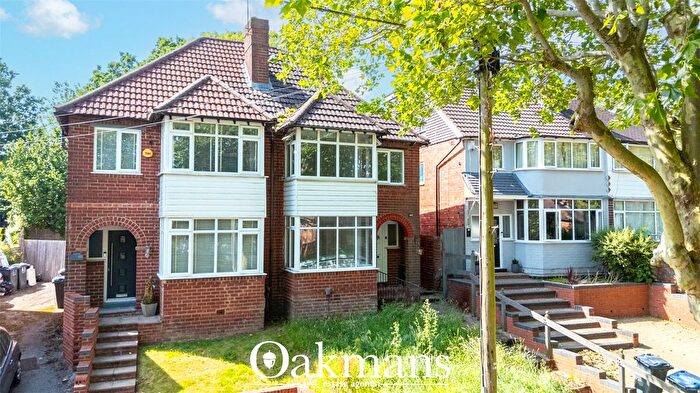 3 Bedroom Semi-Detached House For Sale In Broughton Crescent, Birmingham, West Midlands, B31