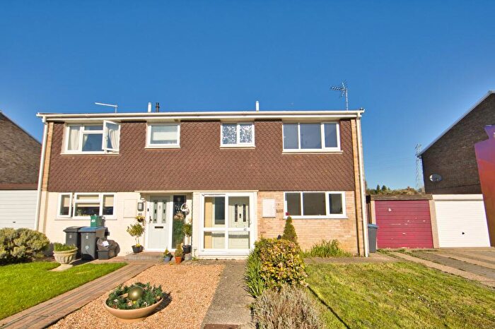 3 Bedroom Semi Detached House For Sale In Orchard Road, Eastry, Sandwich, Kent, CT13